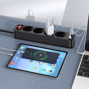 Laturi-jatkojohto Hoco NS1 2xUSB + 1xUSB-C + 4xEU-pistoke 3A 20W musta