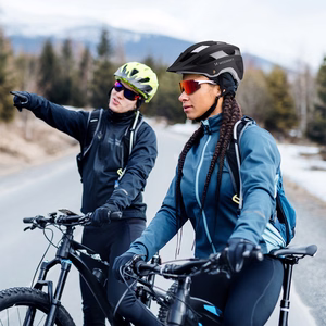 Wozinsky MTB pyöräilykypärä irrotettavalla lipalla, kevyt L - musta ja hopea