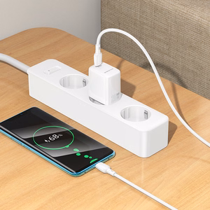 Borofone Wall charger BN26 Fuente - Type C - PD 20W with Type C to Type C cable white