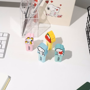 Snoopy – 4 värin korostuskynäsarja 3D-koristeella