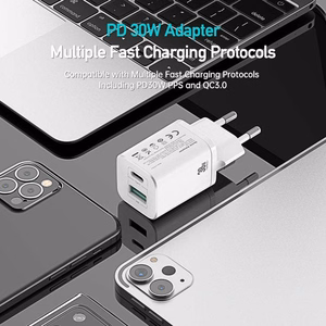 Dux Ducis C80 Super Si seinälaturi - USB + Type-C - PD 30W QC 3.0 18W 3A valkoinen