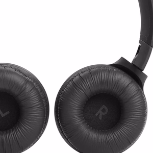 JBL Tune 510 korvien päällä olevat langattomat kuulokkeet mustat