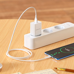 Borofone Wall charger BN5 Sunlight - USB - QC 3.0 18W with USB to Type C cable white