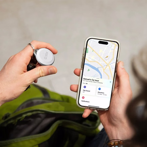 SBS Track My Circle vedenpitävä IP65-paikannin, yhteensopiva Apple Find My -palvelun kanssa - valkoinen