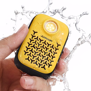 Joyroom Maya JR-MS03 kannettava Bluetooth-kaiutin sisäänrakennetulla taskulampulla - keltainen