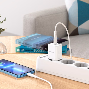 Borofone Wall charger BN6 Field - Type C - QC 3.0 PD 20W white
