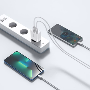 Tech-Protect C30W charger USB-C PD 30W / USB-A QC 3.0 - white