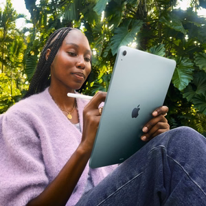 Apple iPad Air 5G Apple M LTE-TDD & LTE-FDD 128 GB 27.9 cm (11") 12 GB Wi-Fi 7 (802.11be) iPadOS 26 Grey