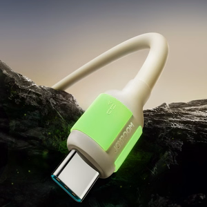Joyroom S-A53 3A USB-A - USB-C -kaapeli fluoresoivalla kärjellä 1,2 m - beige