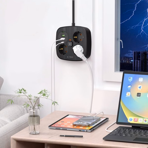 Tech-Protect PCS3X4 jatkojohto 3 pistoketta 2xUSB-A 2xUSB-C 200 cm - musta