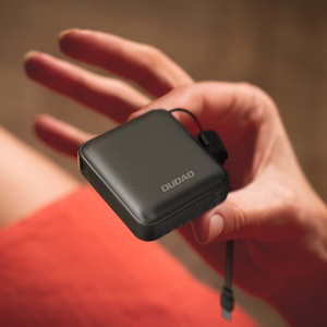 Dudao K22+ erittäin kompakti tehopankki 10000mAh 22.5W USB-C riipuksella / kaapelilla - harmaa