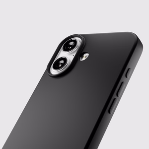 SBS Instinct -suojakuori iPhone 17:lle - musta
