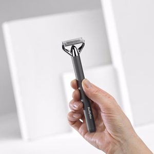 BaByliss Super-X Metal OT996E – johdoton märkä- ja kuivakäyttöinen partatrimmeri, hopea