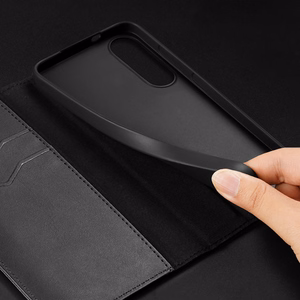 Dux Ducis Hivo Samsung Galaxy S25 Edge Suojakuori kielekkeella ja RFID-suojauksella - musta