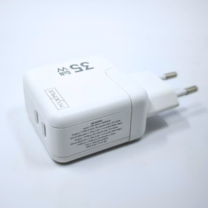 Seinälaturi MX BURST GaN PD 35W, 2xUSB-C + C/Lightning PD kaapeli 20W valkoinen
