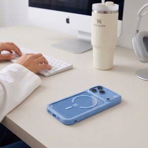 Tech-Protect MagOne CC MagSafe suojakuori ja 2 kpl karkaistuja laseja malleille iPhone 18 Pro Max / 17 Pro Max, läpinäkyvä sininen