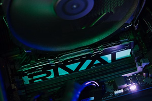 DDR4 2x8GB sarja UDIMM goodram RIVAL säteilevä vihreä