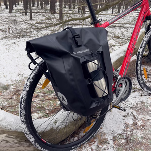 Vedenpitävä pyörän tavaratelinelaukku Wozinsky WBB24BK, 25 l, musta
