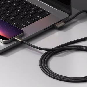 Ringke 3.2 gen. 2x2 USB-C PD 3.1 240W 2m kulmakaapeli - musta