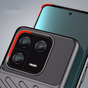 Thunder Case suojakuori Xiaomi 13 Pro:lle silikoninen panssarikuori musta