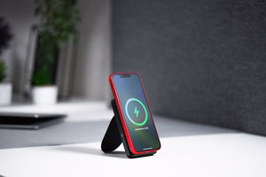 Varavirtalähde yhteensopiva MagSafen kanssa Forcell F-Energy MagStand F10K2 QC3.0 PD 5A 20W 10000 mAh musta