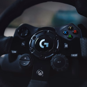 LOGI G923 Racing Wheel and Pedals Xbox