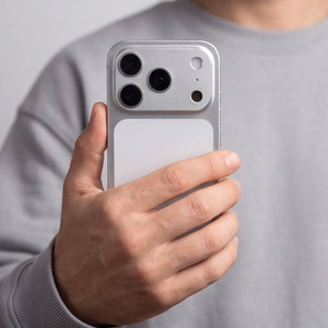 Tech-Protect Camfull Fit+ -karkaistu kameran suojalasi laitteelle iPhone 18 Pro – hopeanvärinen