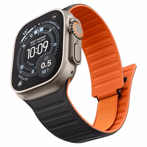 Spigen Athlex Air M -ranneke Apple Watch 44/45/46/49 mm -malleille, musta ja oranssi