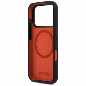 BMW M Silicon Horizontal Line MagSafe Suojakuori iPhone 17 Prolle - Musta