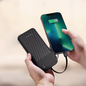 Wozinsky W11-B 10000mAh 10W varavirtalähde sisäänrakennetuilla kaapeleilla ja taskulampulla - musta