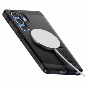 Spigen Tough Armor MagSafe suojakuori Samsung Galaxy S25 Ultra -puhelimelle musta
