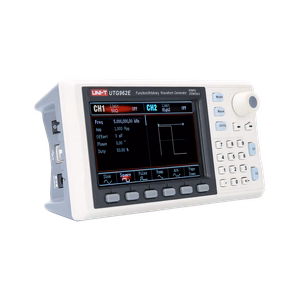Uni-T UTG962E -generaattori