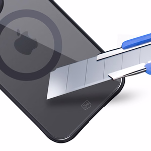 3mk Satin Armor MagCase MagSafe:lla iPhone 15 Pro Max:lle - kirkas mustalla kehyksellä