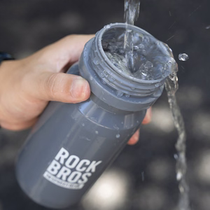 Rockbros 600 ml pyöräilypullo - harmaa
