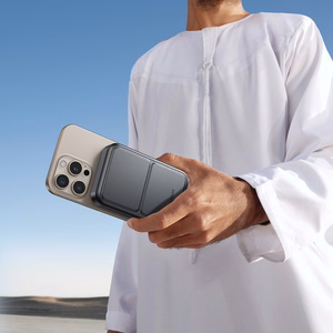 Joyroom JR-PBM11 Powerbank 10000mAh 22.5W Qi2, MagSafe yhteensopiva, jalustalla - musta