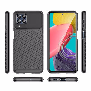 Thunder Case joustava panssaroitu suojus Samsung Galaxy M53 5G musta