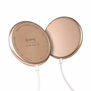 Crong MagSpot alumiininen 15 W magneettinen langaton laturi, MagSafe-yhteensopiva, kullanvärinen
