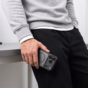Tech-Protect MagPeak MagSafe CC suojakuori malleille iPhone 18 Pro Max / 17 Pro Max, mattamusta