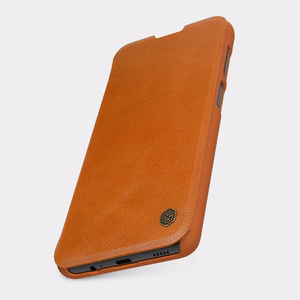 Nillkin Qin Kotelo Asia Asia Xiaomi Redmi Note 11 Pro + (Kiina) / Redmi Note 11 Pro (Kiina) / Mi11i HyperCharge Camera Protector Holster Cover Flip Case Brown