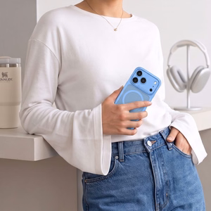 Tech-Protect MagPeak MagSafe CC suojakuori malleille iPhone 18 Pro / 17 Pro, matta vaaleansininen