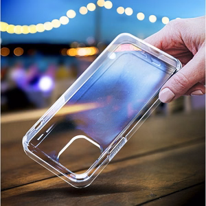 Läpinäkyvä suojakuori 2 mm rasiassa iPhone 11