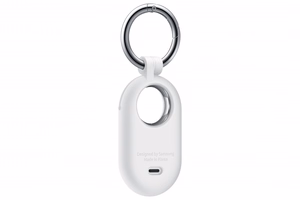 PT560CWEGWW SmartTag2 silikoninen suojakuori karabinerirenkaan kanssa, valkoinen