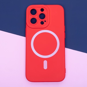 Silicon Mag case for iPhone 15 Plus 6,7" red