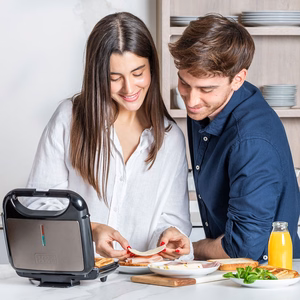Black+Decker BXSA753E voileipägrilli