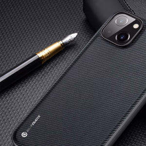 Dux Ducis Fino kotelo kansi valmistettu nailon iPhone 14 Plus punainen