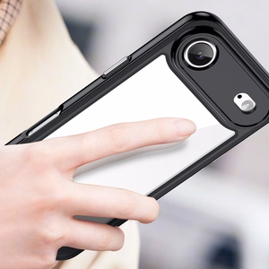 Outer Space Suojakuori iPhone 17 Air:lle - Musta Läpinäkyvä