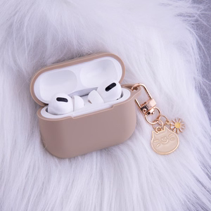 Suojakuori AirPods 3 karamelli riipuksella