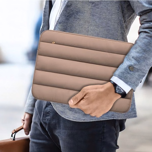Tech-Protett Fluffy Laptop Bag 15-16 - Brown