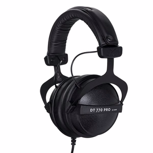 Beyerdynamic DT 770 PRO 32 Ω – closed-back studio headphones