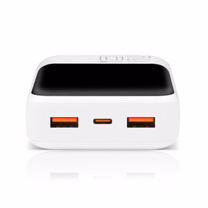 Varavirtalähde 20 000mAh, 2x USB, 1x USB-C 22,5W, QC4+, LCD-näyttö, valkoinen